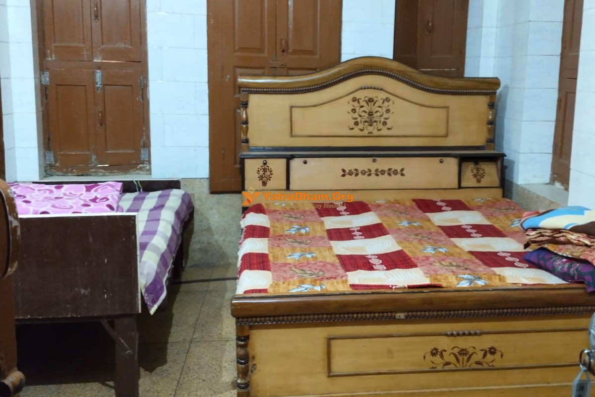 Sree Chaitanya Gudiya Math Vrindavan 3 Bed Room