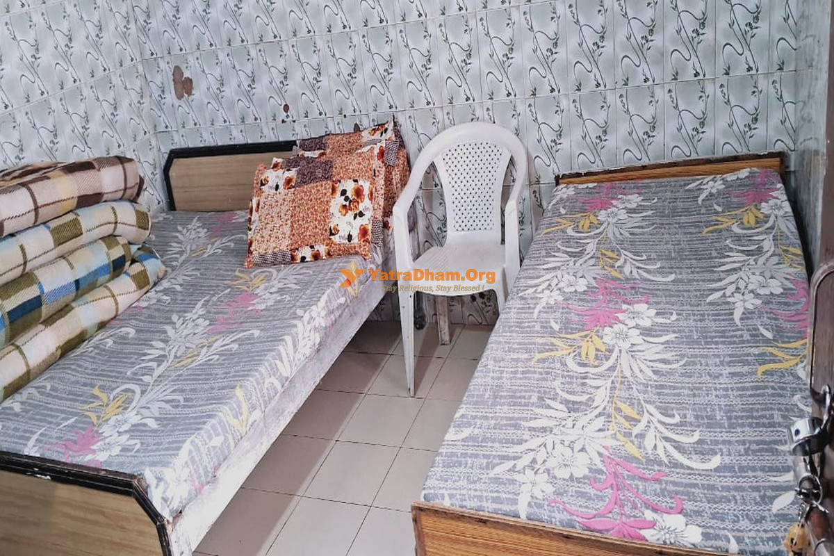 Bagwari House Kedarnath Room
