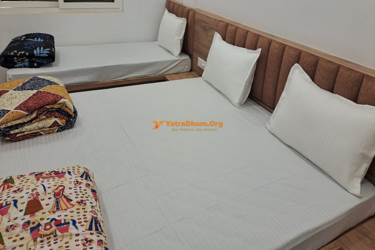 Maheshwari Niwas Deoghar 3 Bed Room