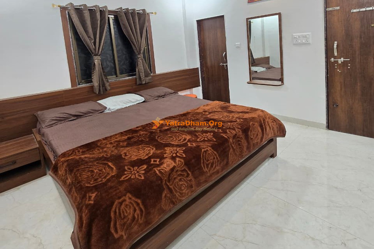 Jai Ganesh Bhakta Niwas Morgaon 2 Bed Room