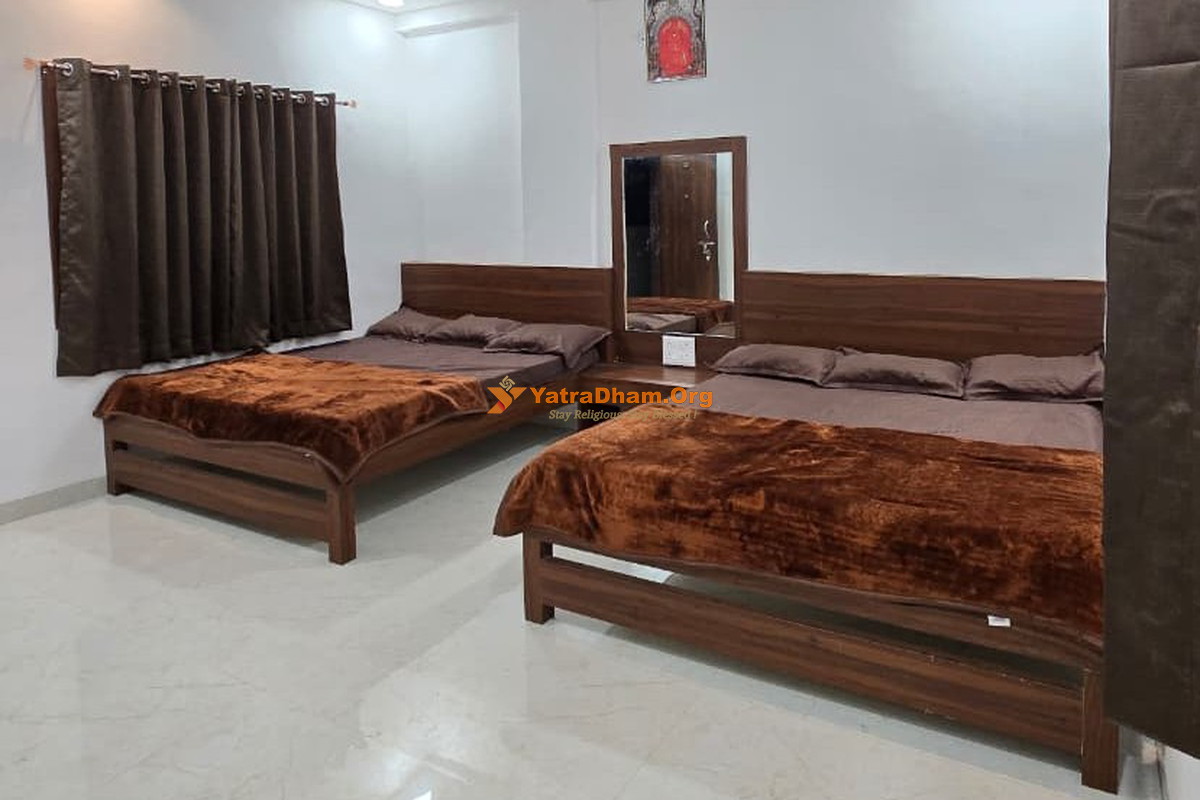 Jai Ganesh Bhakta Niwas Morgaon 4 Bed Room