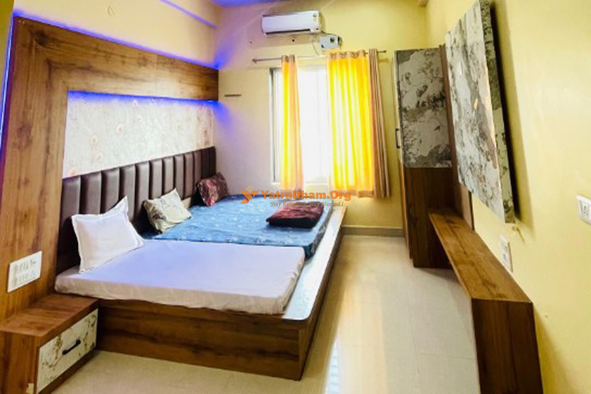 Shri Sant Saran Seva Sadan Maihar 2 Bed Room