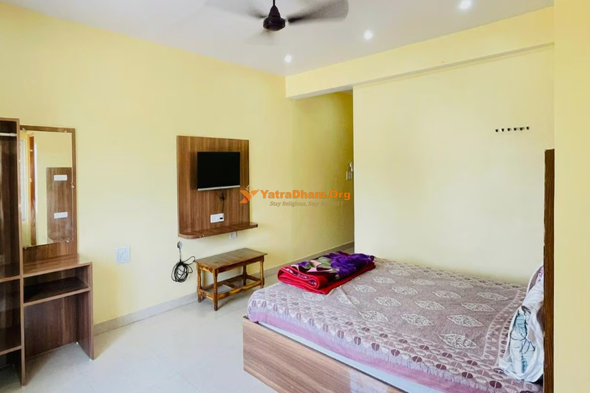 Shri Sant Saran Seva Sadan Maihar 2 Bed Room