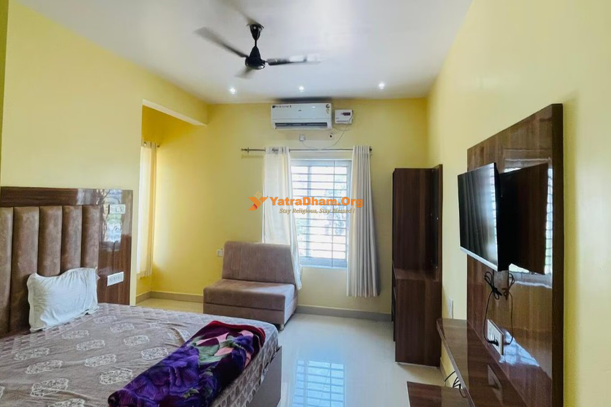 Shri Sant Saran Seva Sadan Maihar 2 Bed Room