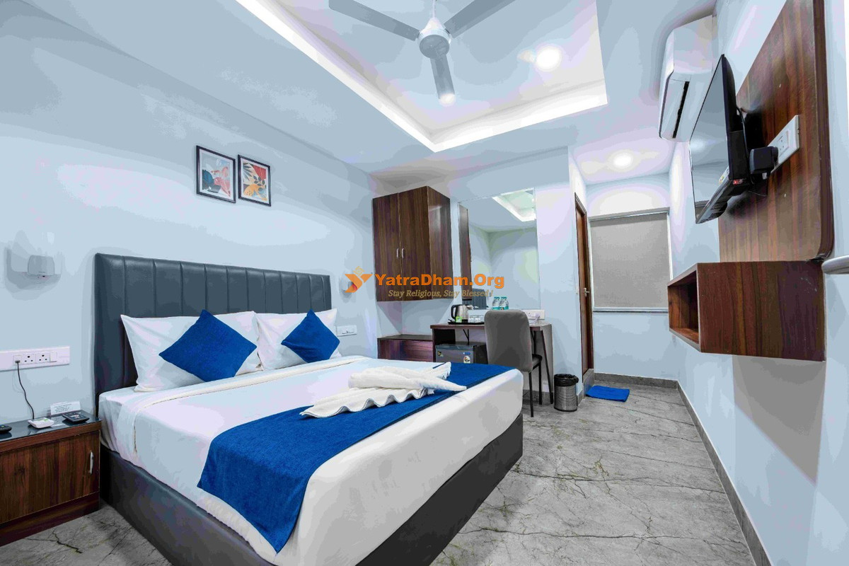 Yellow Sapphire Hotel (Near US Consulate) Hyderabad 2 Bed Room View