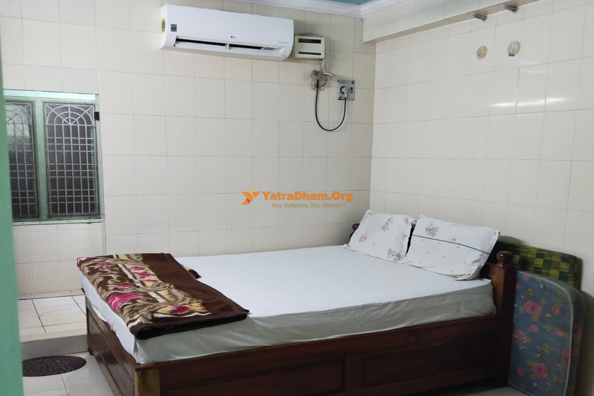 Mahalakshmi Residency Annavaram Room