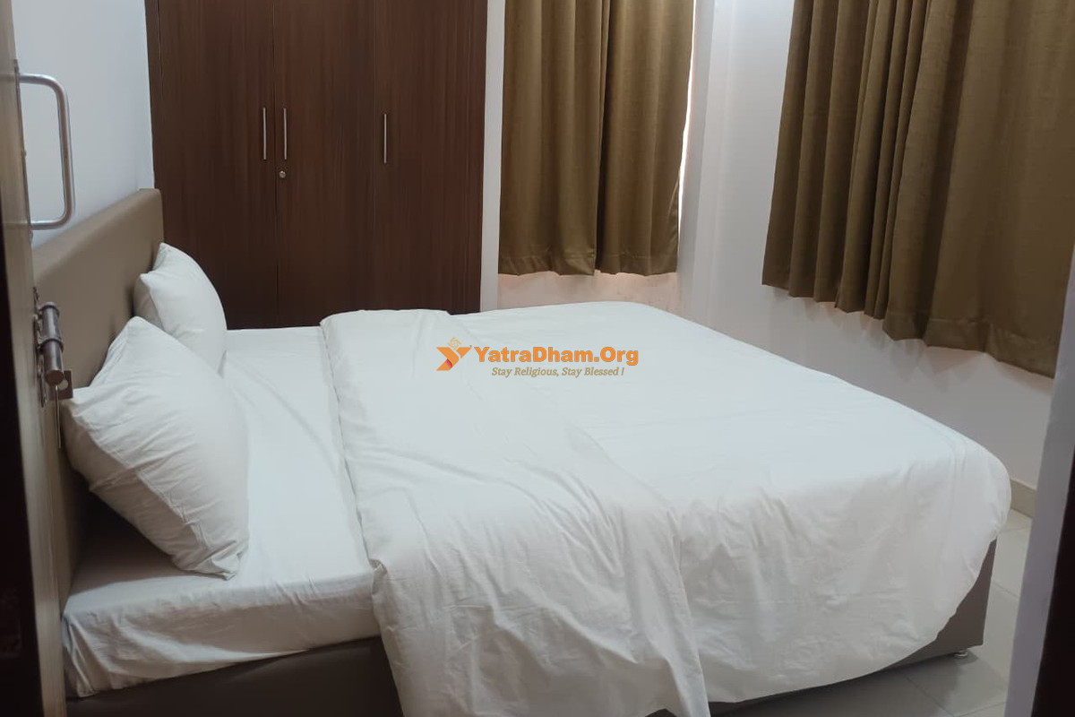 Vishwa Hindu Parishad Yatri Niwas Ayodhya 2 Bed Room