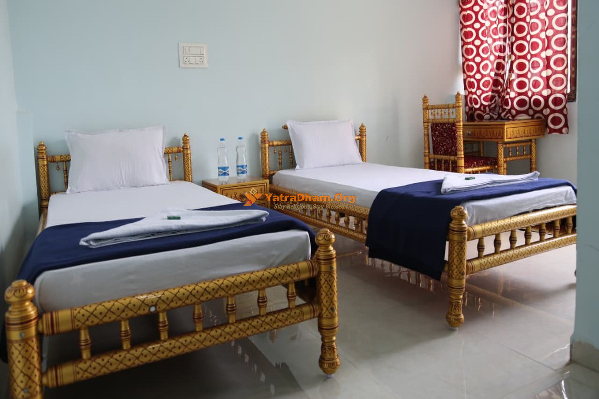 ISKCON Chandrabhaga Guest House Pandharpur 2 Bed Room