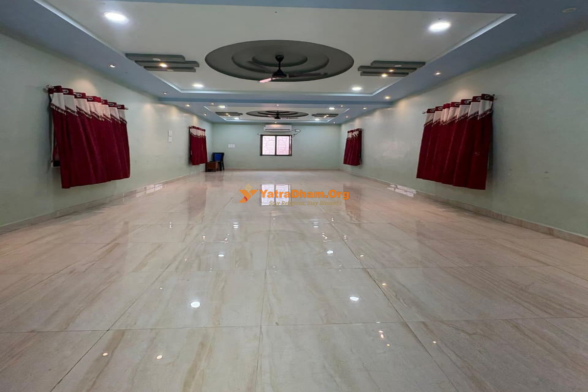 ISKCON Chandrabhaga Guest House Pandharpur Lobby View