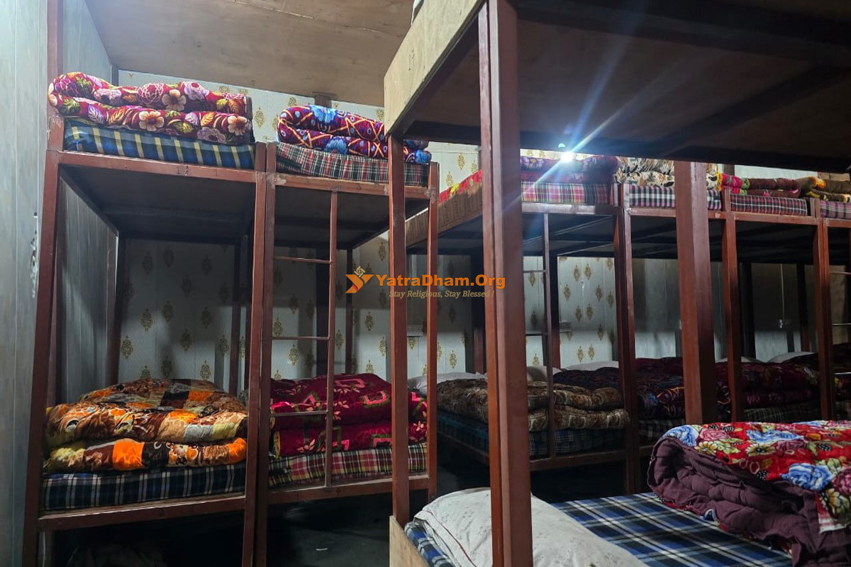 Shankar Hotel - Kedarnath Dormitory View