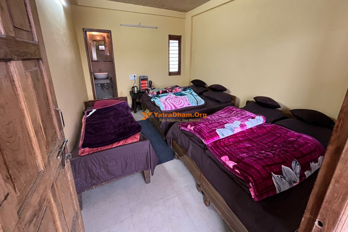 Rudra Hotel Kedarnath 6 Bed Room