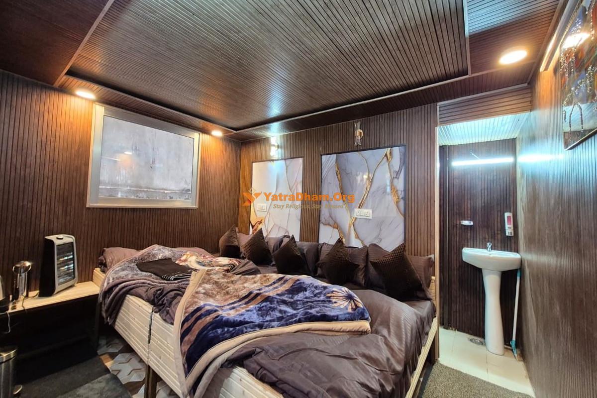 Dhuni Cottage Kedarnath 5 Bed Room