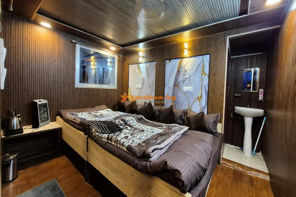 Dhuni Cottage Kedarnath 5 Bed Room