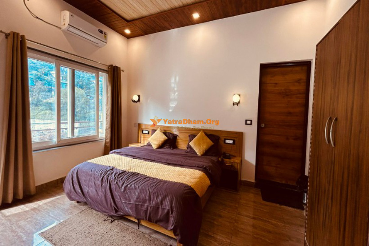 The Daandikaanthi Hotel - Dhari Devi Temple 2 Bed Room 