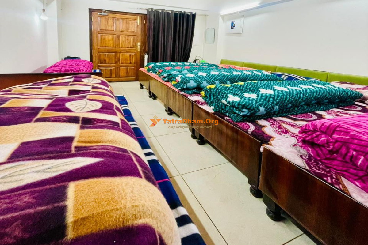 Aastha Path ME-5 - Kedarnath 7 Bed Room View