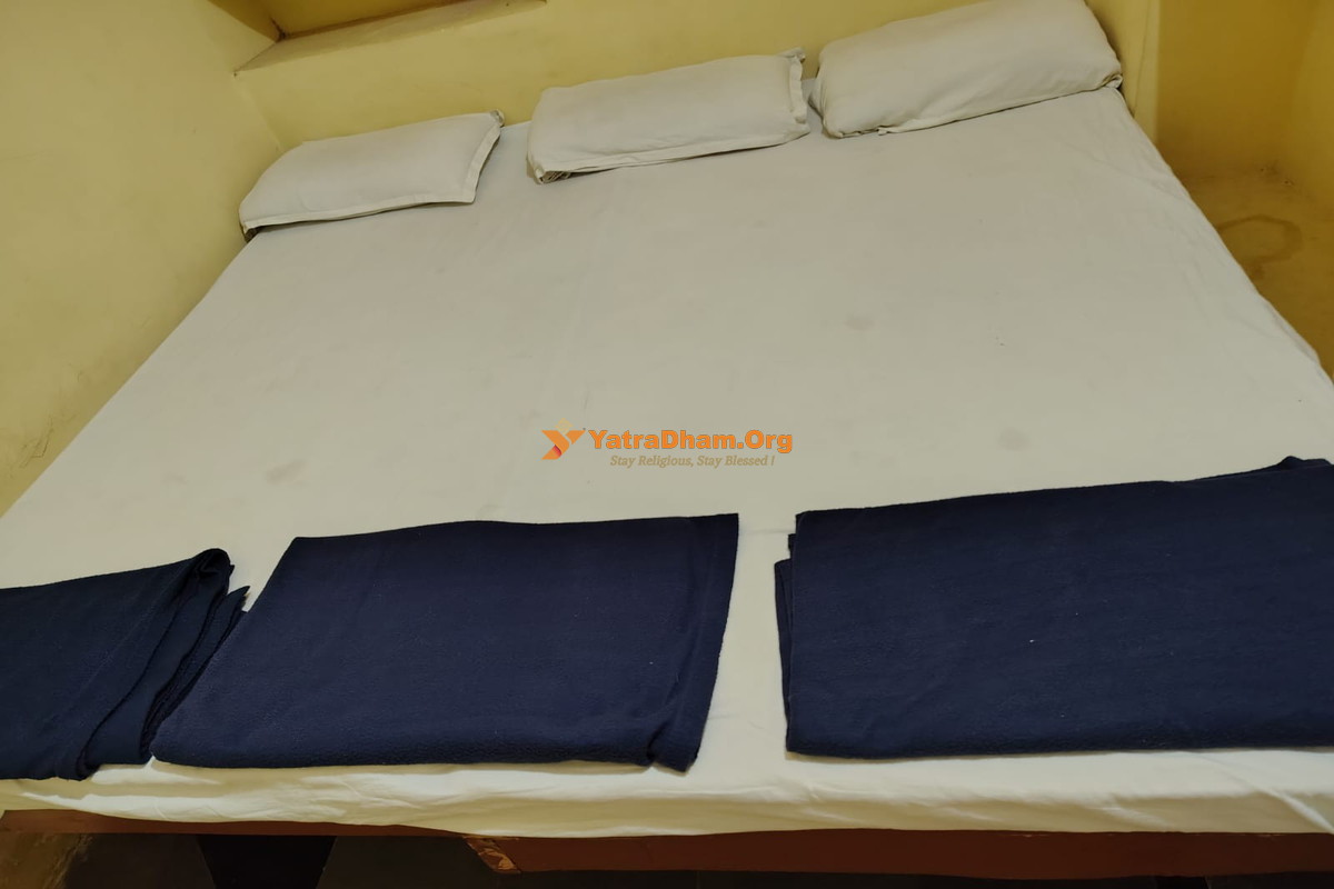 Shri Kashi Annapoorneshwari Trust - Ganagapur 3 Bed Room View