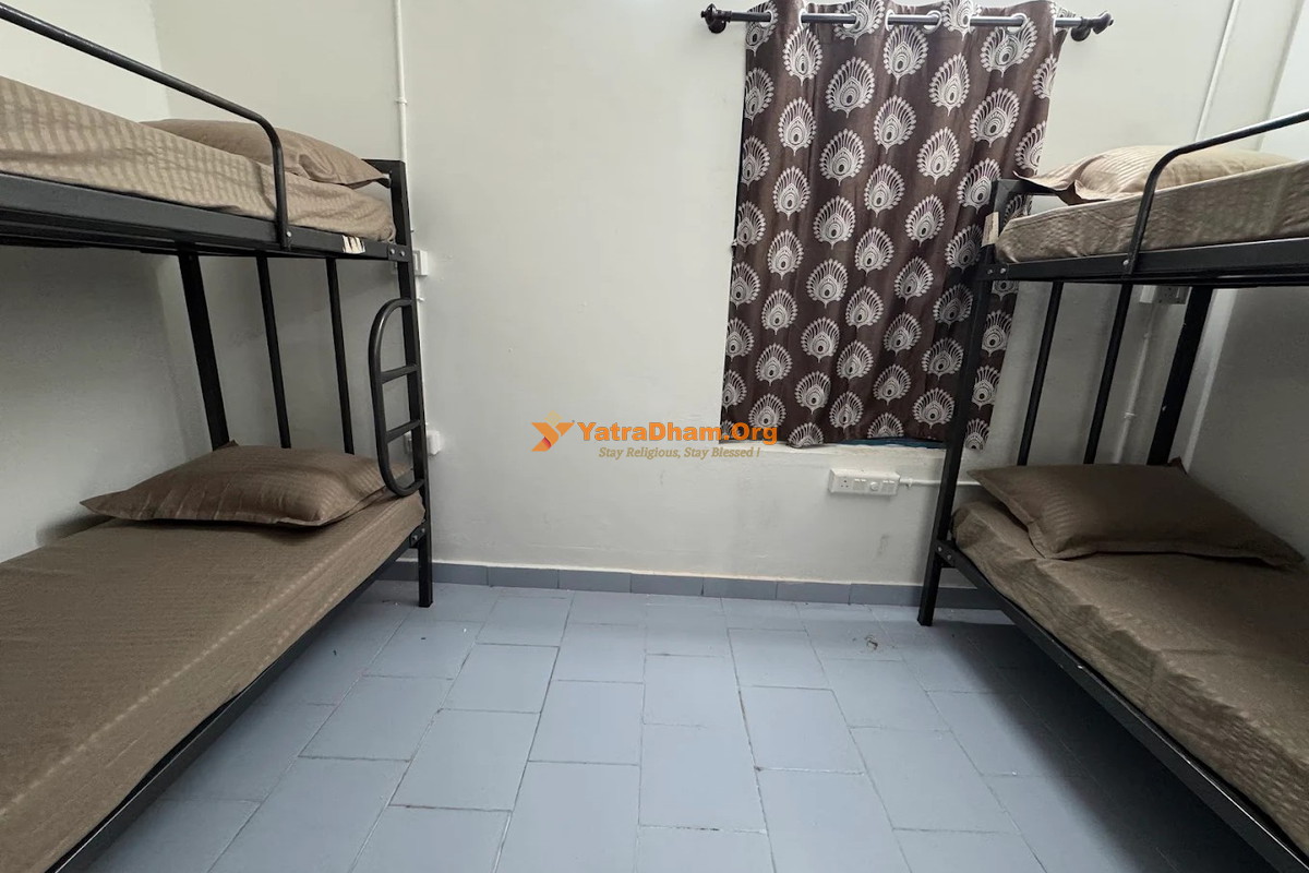 Udupi Shri Krishna Dormitory - Udupi 4 Bunk Bed Room View