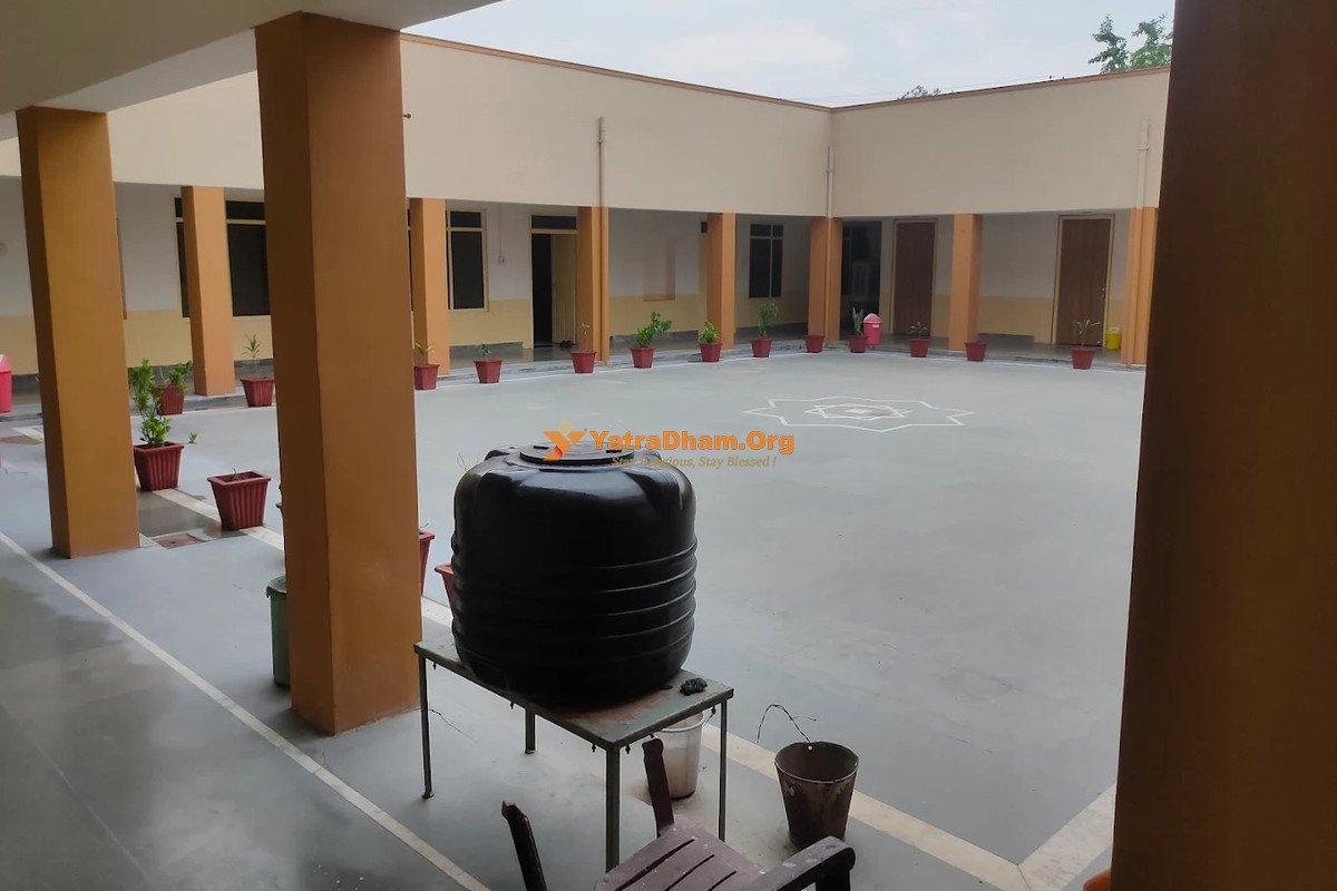 Emarti Devi Kalu Ram Agrawal Dharamshala - Alwar Lobby View