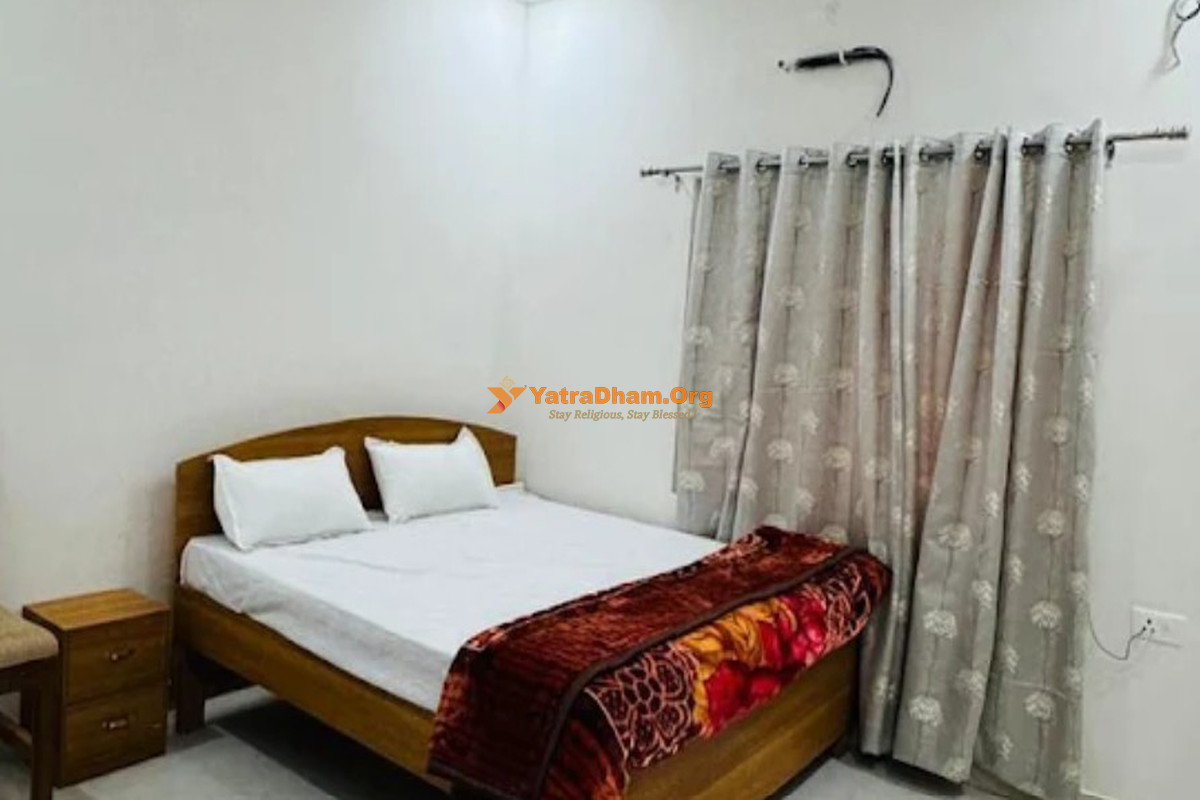 Kashi Mallanna Yatri Seva Sansthan Varanasi 2 Bed Room