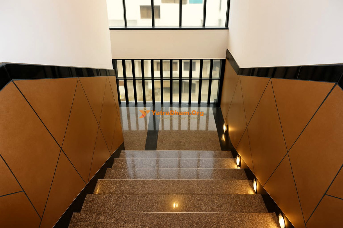 Hotel Shreeji Dhaam (Bhatia Bhawan) Nathdwara Stairs