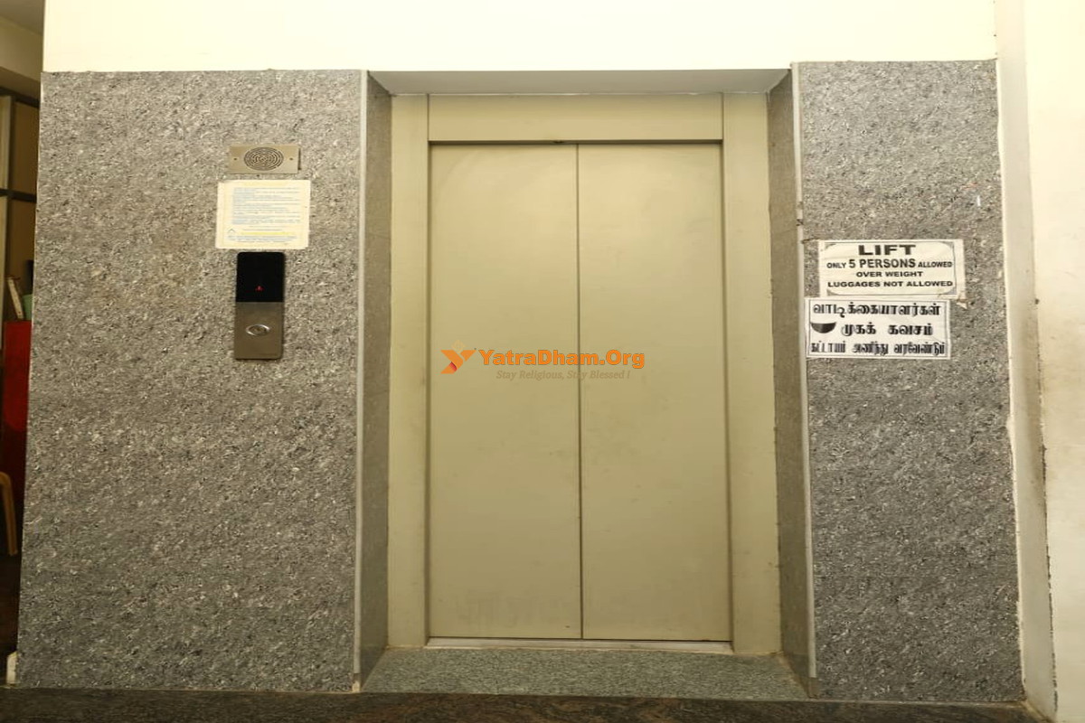 Kanchipuram S.S.P Bhavan (Kanchi Sri Uttaradi Math) 3 Bed Room