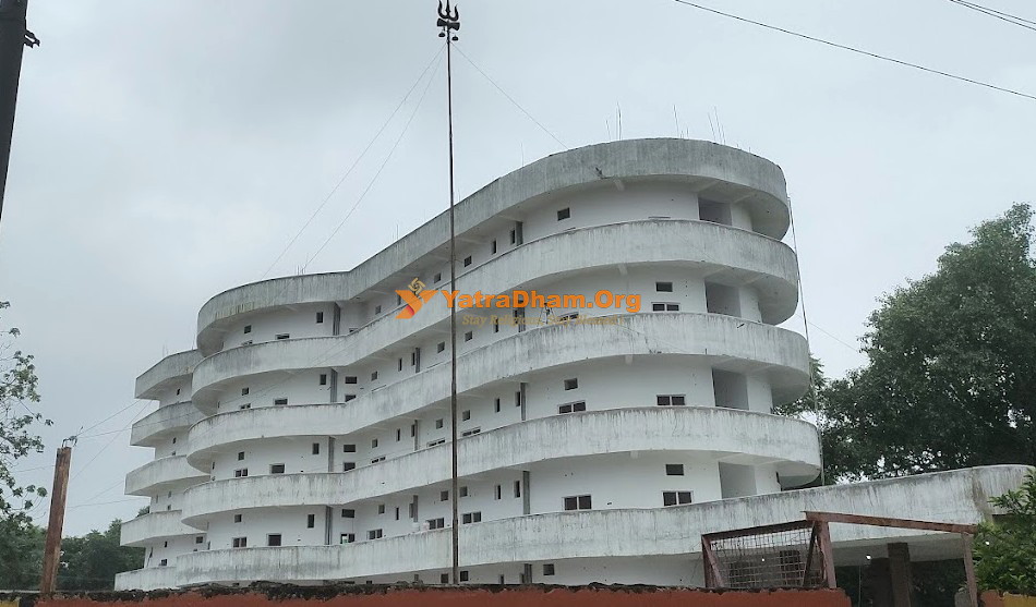 Yoga Niketan Ashram (Mouj Giri Mandir) Prayagraj_Building_View_1