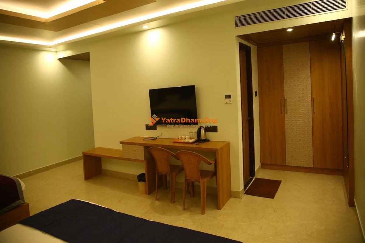Auraakrish Residency Tiruvannamalai Room