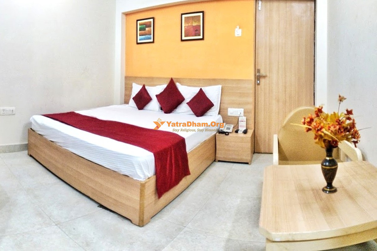Hotel Kaveri Prayagraj 2 Bed Room