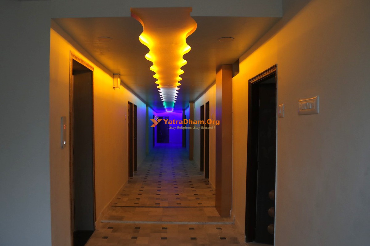 Parab yatrik Bhavan Junagadh 2 Bed Room