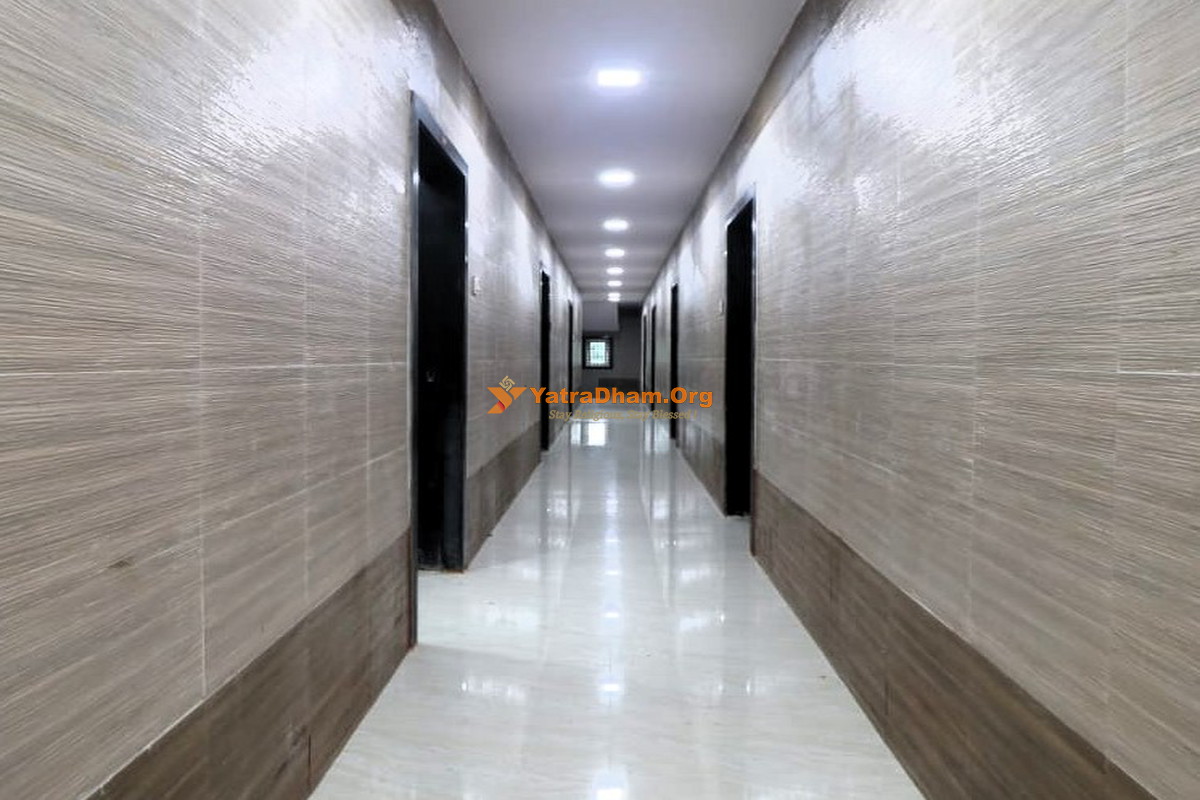 Hotel Vallabha Residency Rajahmundry 2 Bed Room