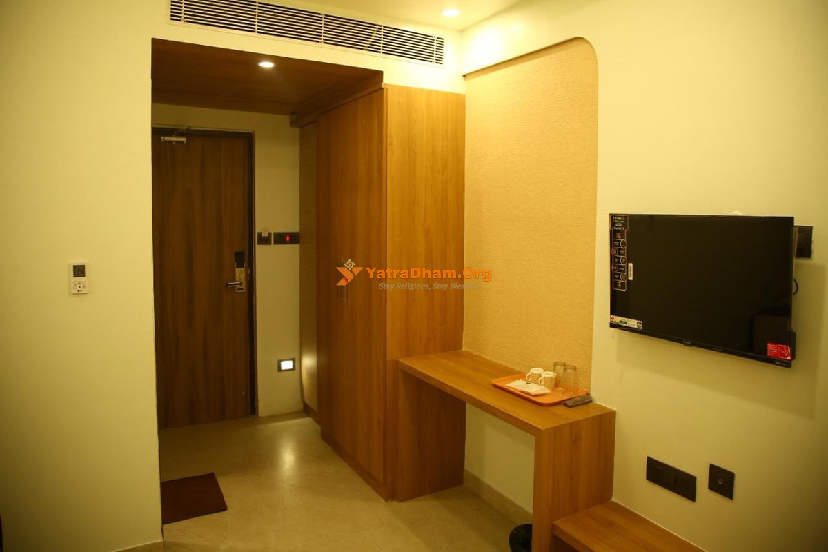 Auraakrish Residency Tiruvannamalai Room