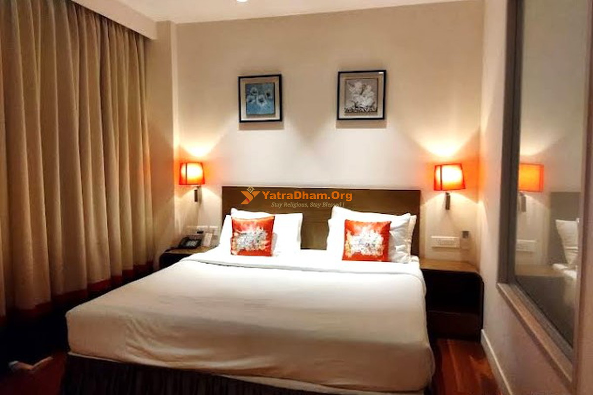 Hotel Le Lotus Grand Varanasi 2 Bed Room