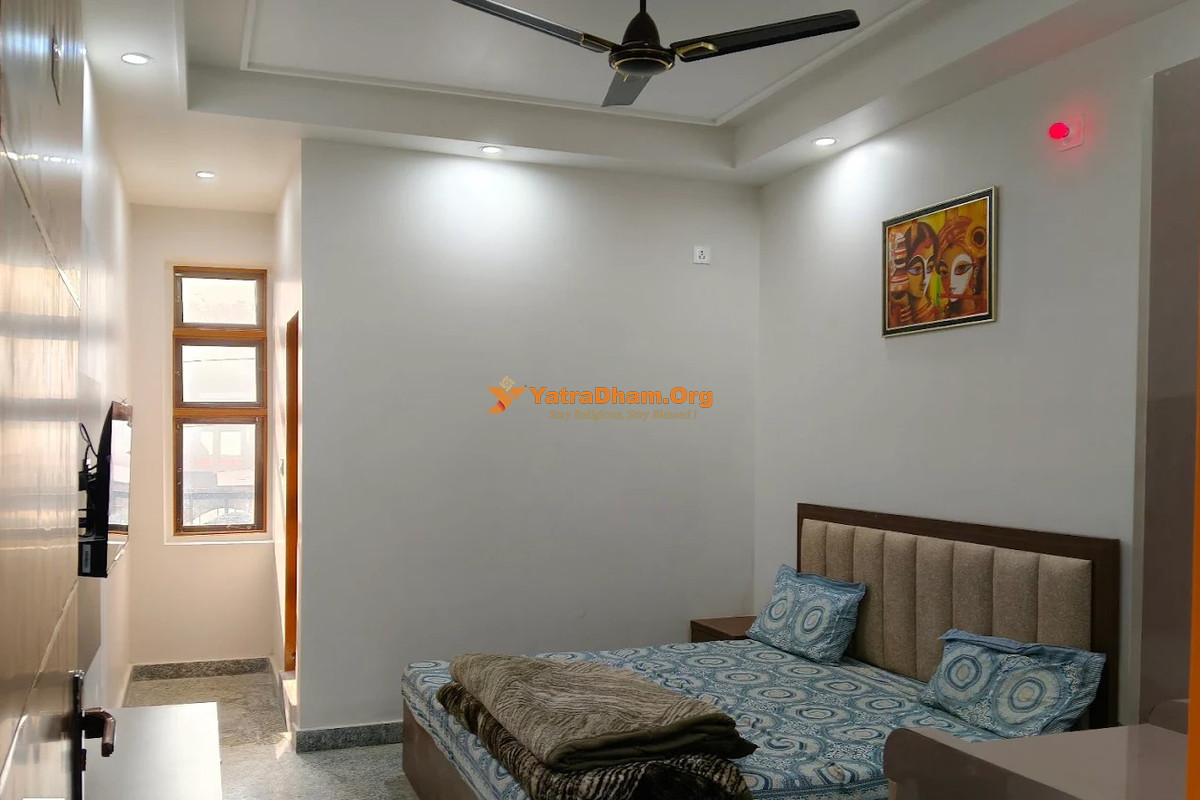 Kanha Seva Sadan Mehandipur Room
