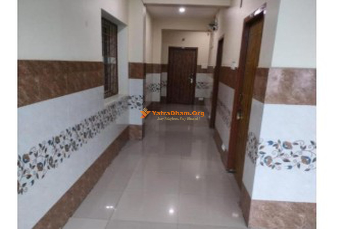 Vijetha Grand Lodge Mangalagiri Loby View