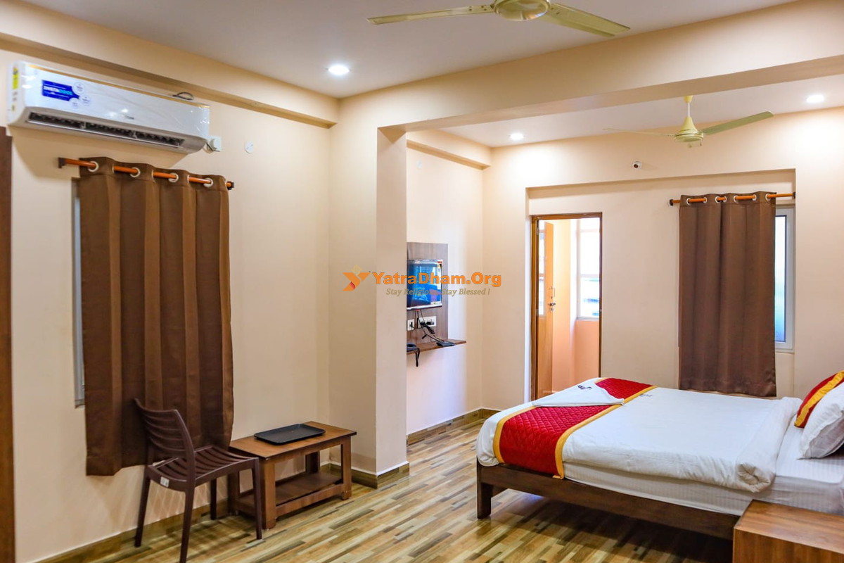 Hotel Radha Krishna Visakhapatnam Room
