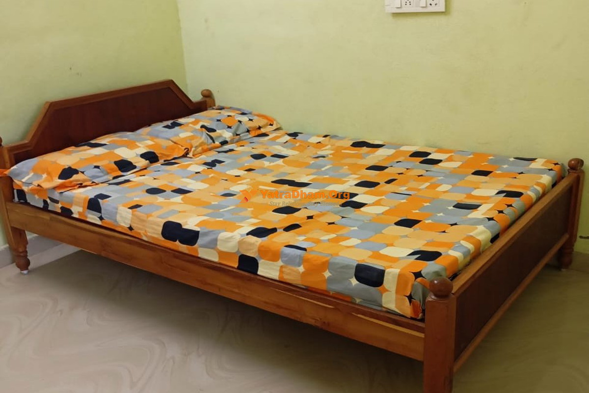 Vishwa Brahmana Satram Basara Room