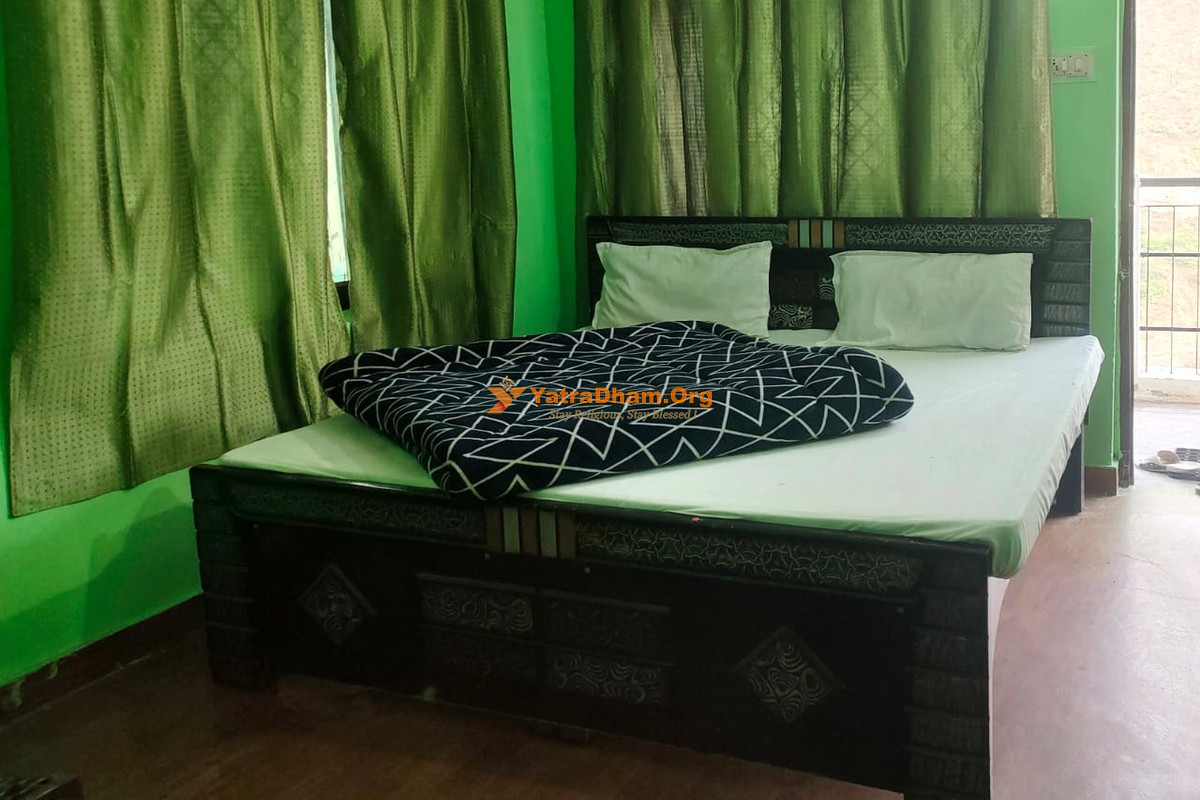 Hotel Raghunath Palace Devprayag Room View