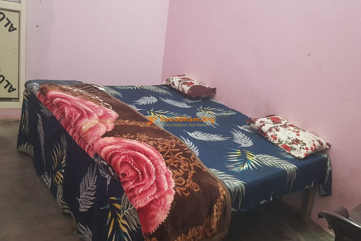 Maa Prema Devi Dharamshala Aonla Room