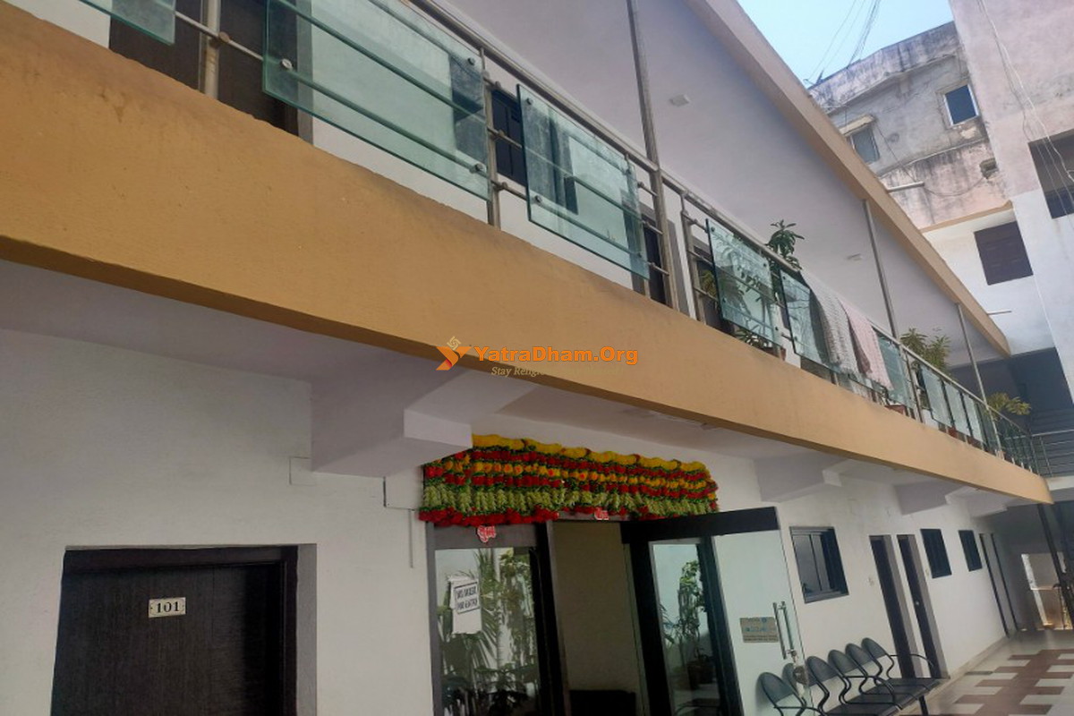 Hotel Paras Junagadh Building