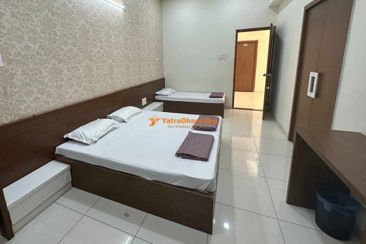 Zalawadi Sabha Charitable Foundation (Surendranagar Sanatorium) Surendranagar 3 Bed Room