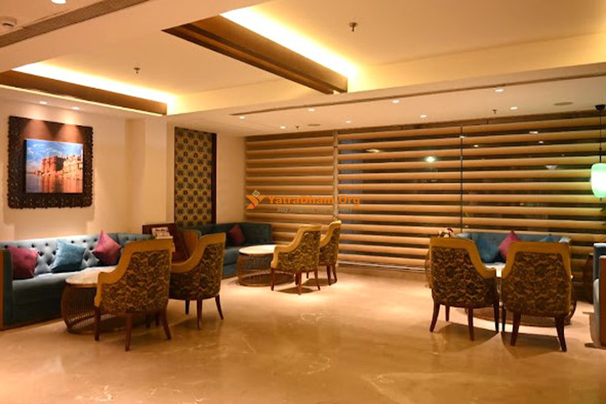 Hotel Le Lotus Grand Varanasi 2 Bed Room