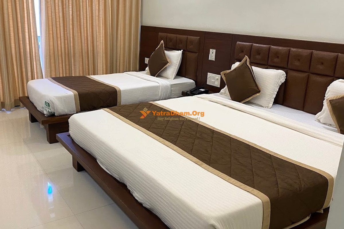 Hotel Adithya View Dharmasthala 3 Bed Room