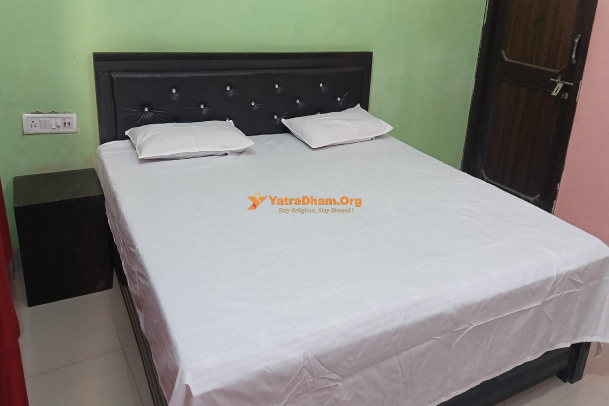 Balaji Atithi Bhavan Naimisharanya 2 Bed Room