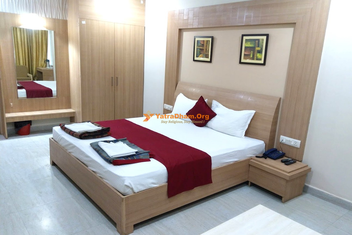 Hotel Kaveri Prayagraj 2 Bed Room
