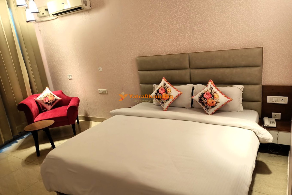 Hotel Sunder Kakkar Ludhiana 2 Bed Room