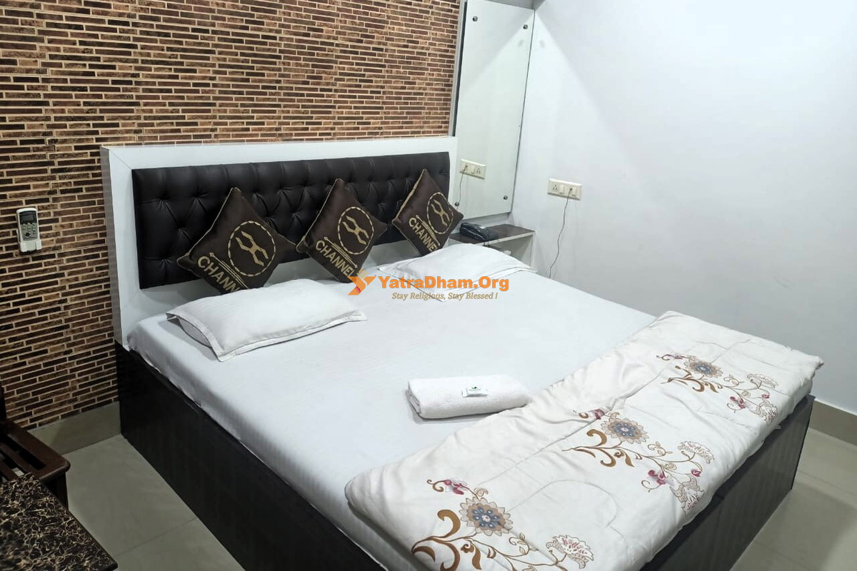 Hotel Sunder Kakkar Ludhiana 2 Bed Room