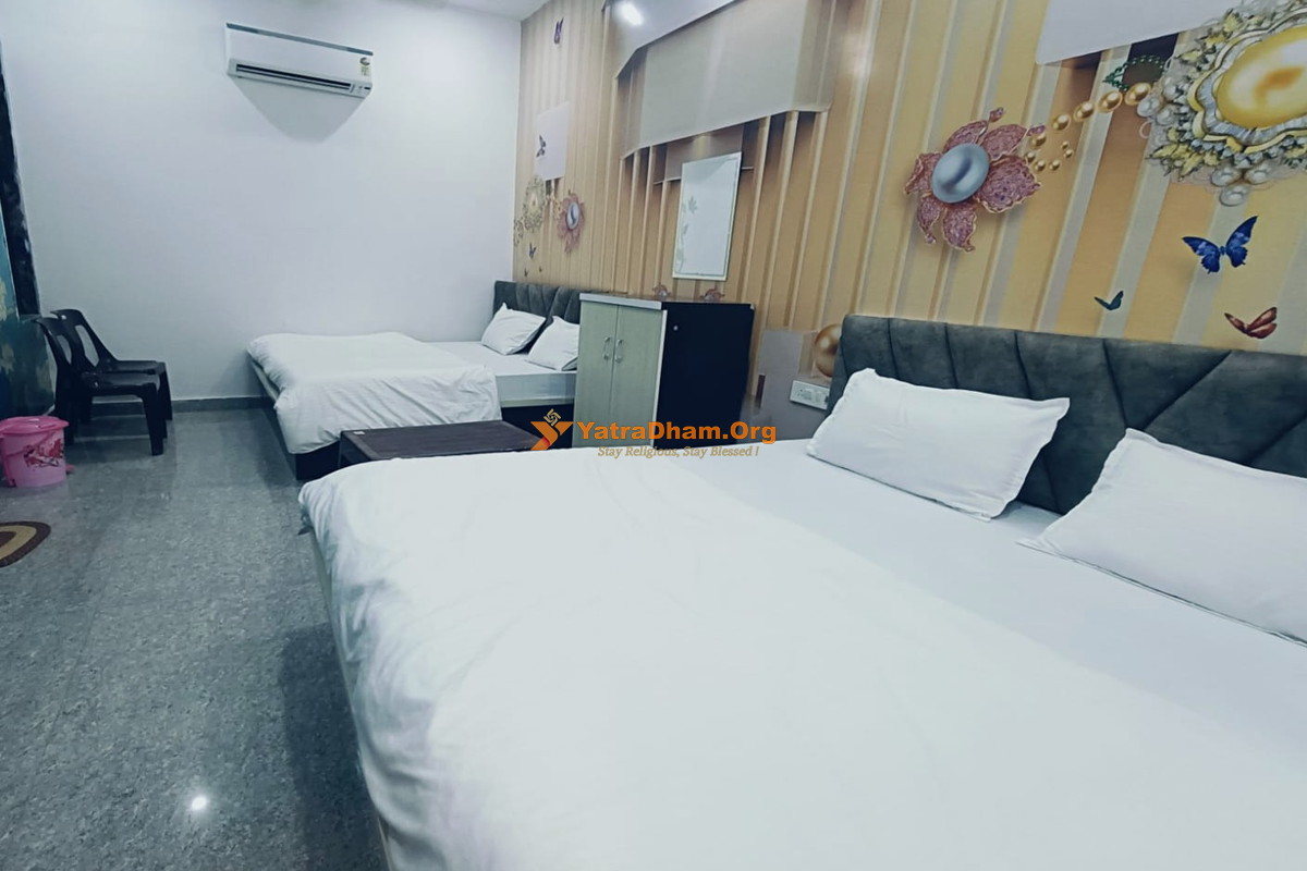 Shree Banshi Palace Khatu 4 Bed Room