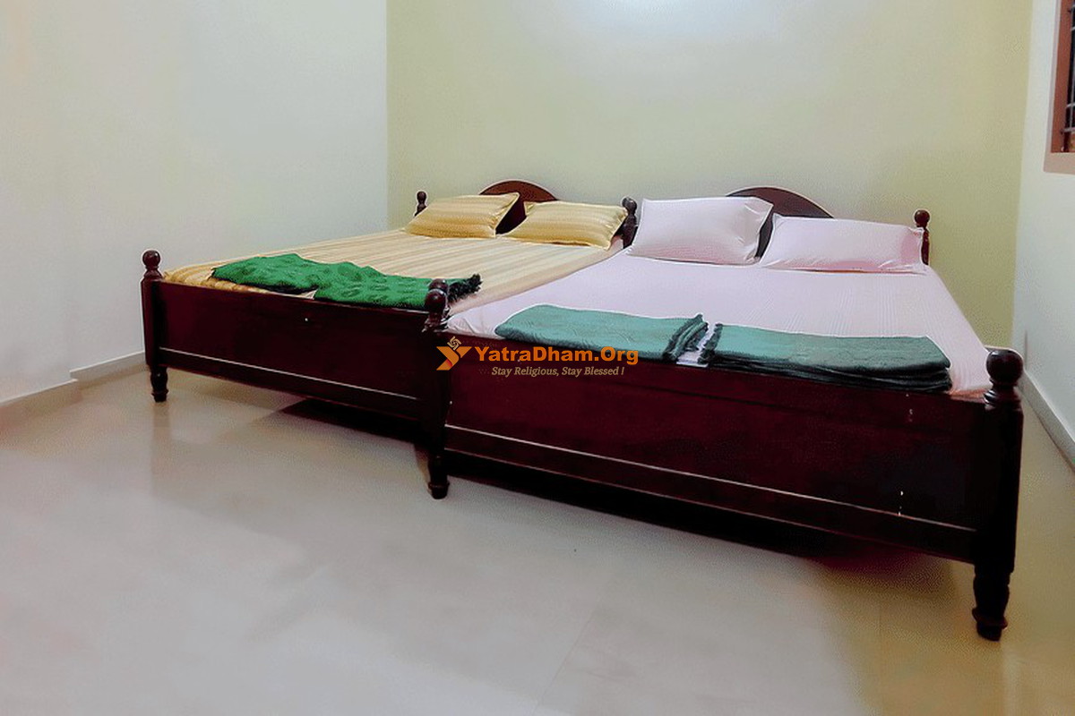 VPS Nivas Guest House Ahobilam 4 Bed Room