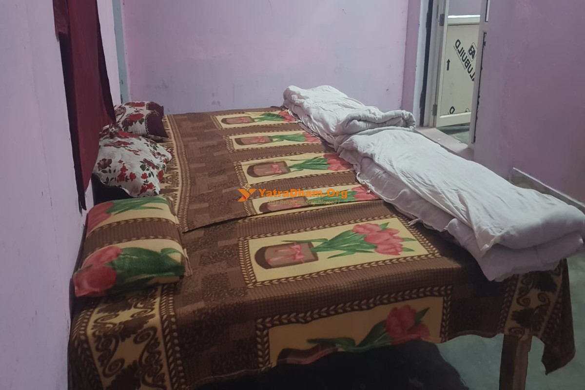Maa Prema Devi Dharamshala Aonla Room