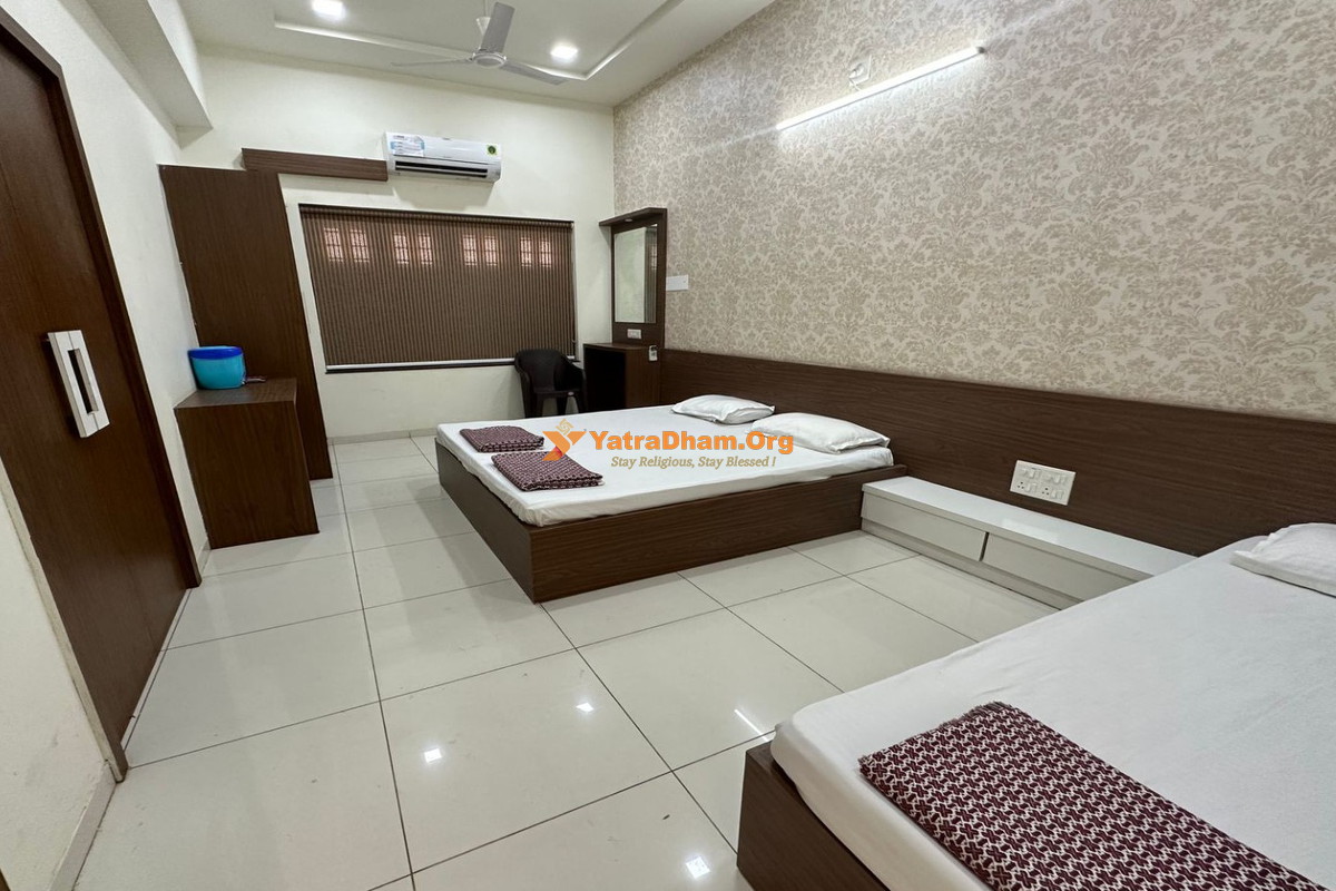 Zalawadi Sabha Charitable Foundation (Surendranagar Sanatorium) Surendranagar 3 Bed Room